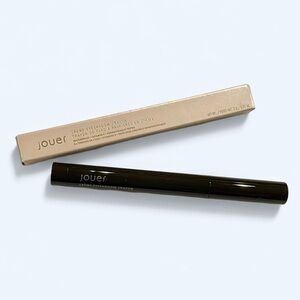 Jouer Crème Eyeshadow Crayon – Shade: Cashmere